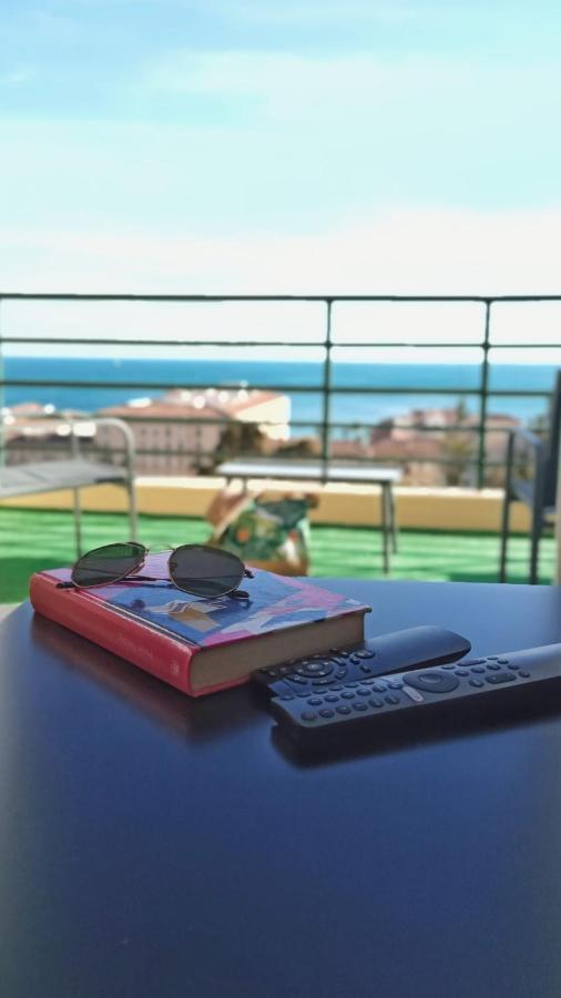 מאלגה Sunshine Apartments Vistas Al Mar מראה חיצוני תמונה